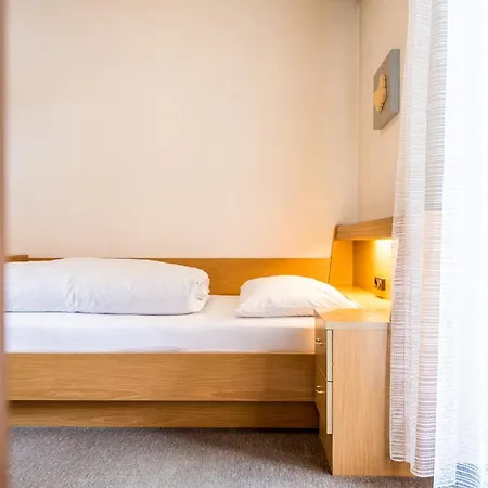 Hotel Garni Niederbacher Campo Tures