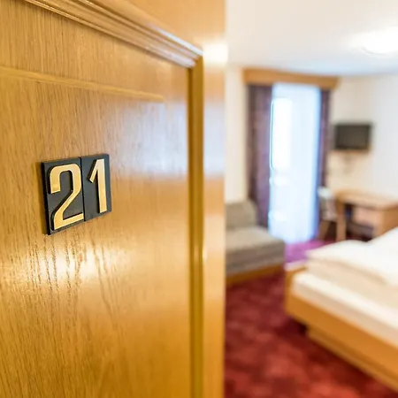 Garni Niederbacher Hotel